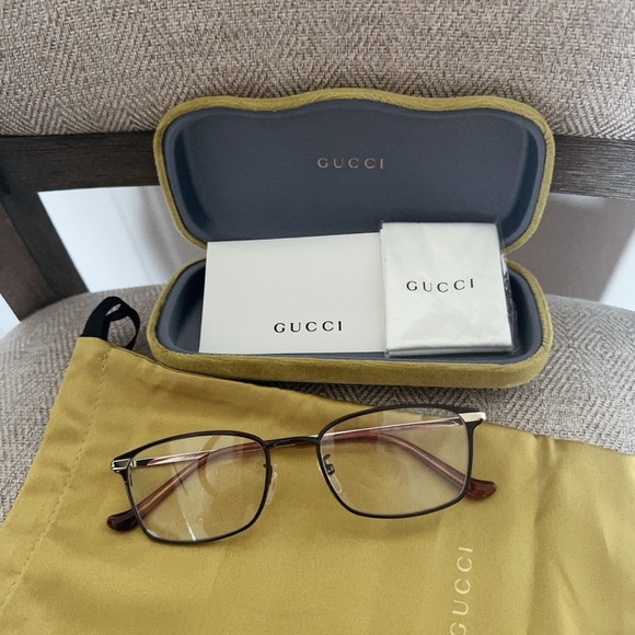 Gucci GG0579OK Unisex glasses frame NEW - Picture 1 of 9